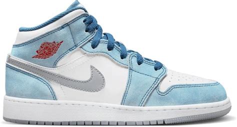 Air Jordan 1 Mid maat 37.5 